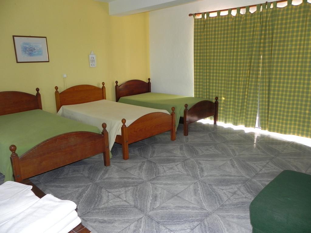 Hotel Lareira Do Pinheirinho Charneca  Pokój zdjęcie